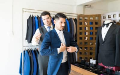 Costume de mariage à Lyon : quelles différences entre prêt-à-porter et sur mesure ?